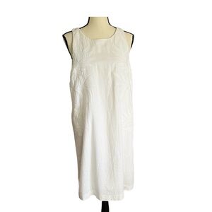 Ann Taylor Embroidered  Summer White sleeveless Cotton Dress size 12.
